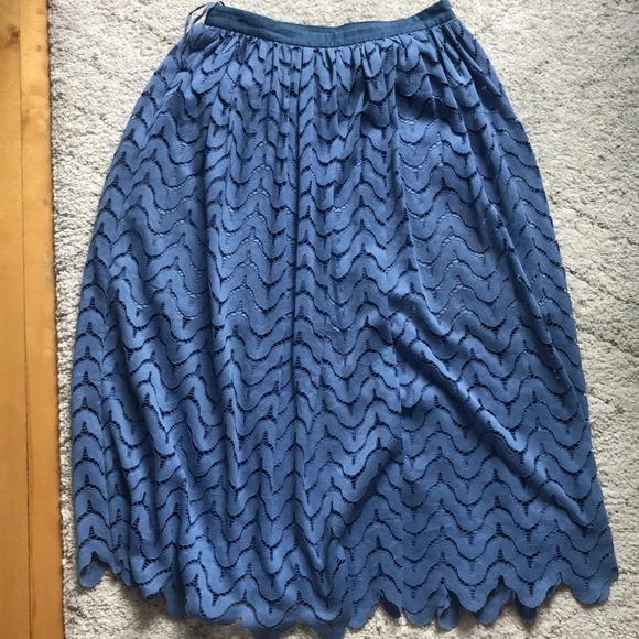 Suncoo Paris Blue Eyelet lace midi skirt, a-line, size T0 or  small - Picture 2 of 8